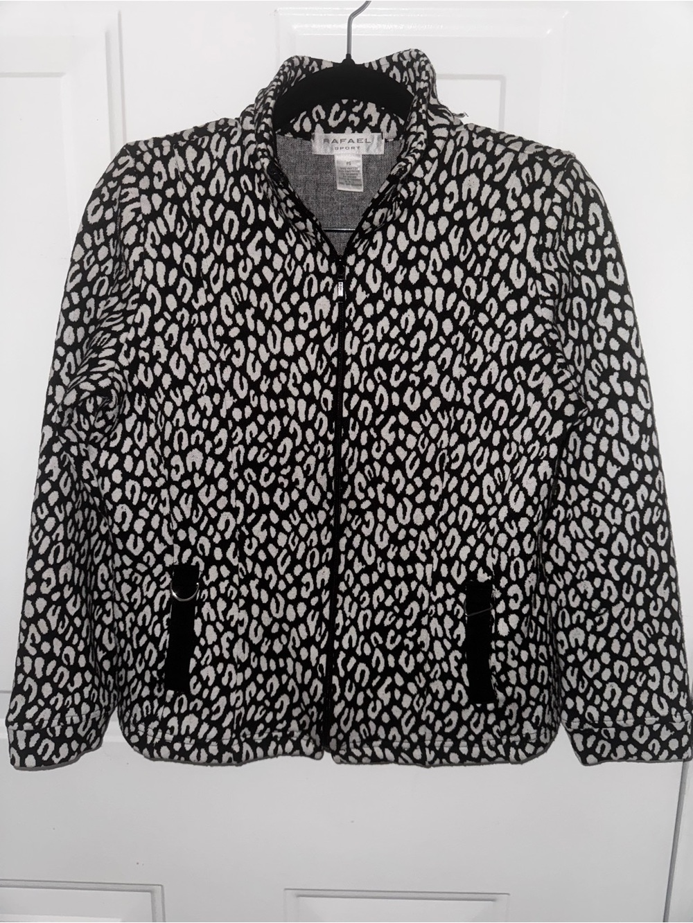 Rafael PS Petite Small Leopard 3D Textured Zip Jacket B&W EUC